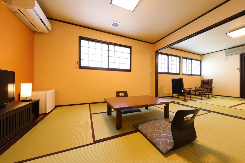 Ryokan Izumoya Yufu Esterno foto